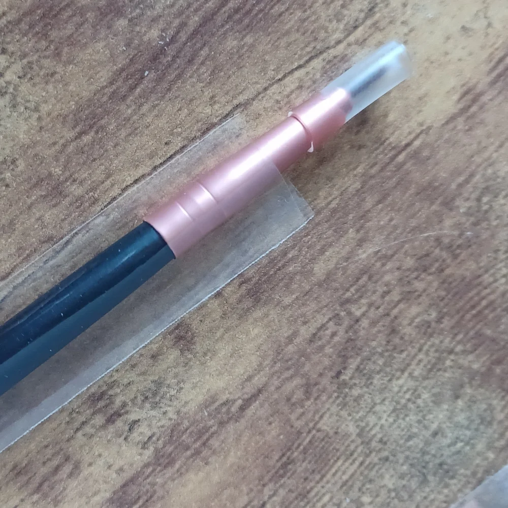 Makeup brush for eyeliner and precision detail